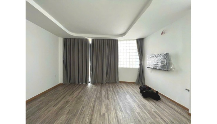 Nhà đẹp 4 tầng, Ô tô ngủ trong nhà, Tiếp Giáp Quận 1, 135m2sd Chỉ có 7,6 tỷ. Đường Bừi Hữu Nghĩa, Bình Thạnh, HXH, Chốt nhanh có nhà đón tết.